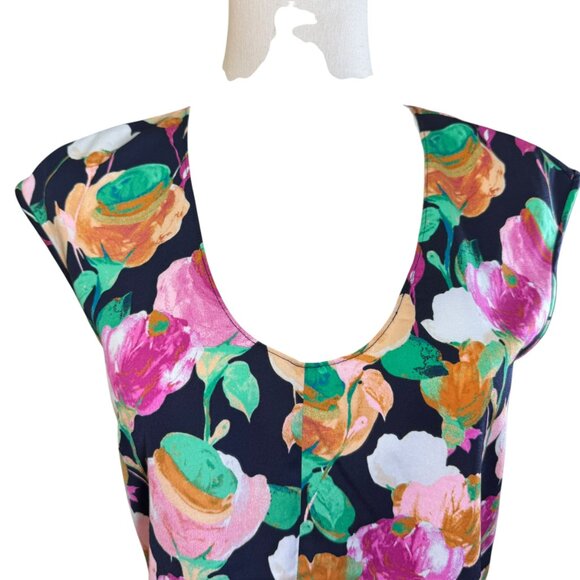 J.Crew Floral Print Sleeveless Blouse Size 00 | Navy Multicolor Floral Top - Picture 2 of 7